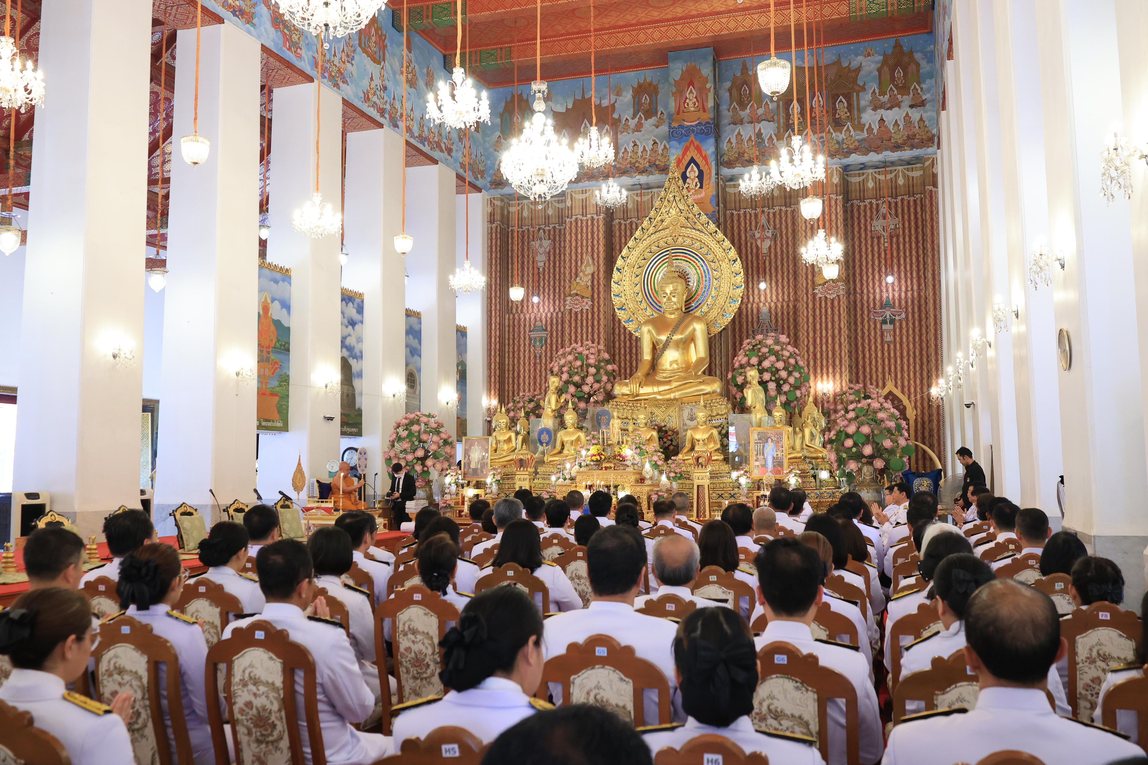 title - ส.ป.ก. ร่วมพิธีบำเพ็ญกุศลสตมวาร ครบ 100 วัน เพื่ออุทิศถวายพระราชกุศลแด่สมเด็จพระนางเจ้าสิริกิติ์ พระบรมราชินีนาถ พระบรมราชชนนีพันปีหลวง